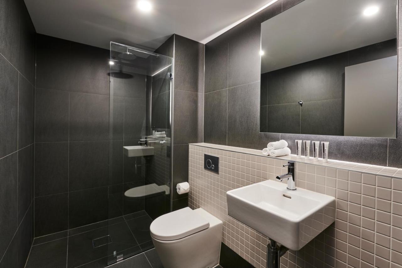 Abode Belconnen Hotel Канбера Екстериор снимка